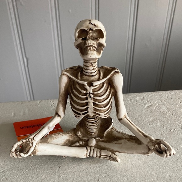 NWT Set of 3 Large Yoga Pose Skeleton Statues Decorations Set 🧘‍♀️🧘🧘‍♂️ - Picture 15 of 17